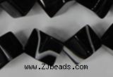 CAG2979 15.5 inches 12*12mm cube black line agate beads