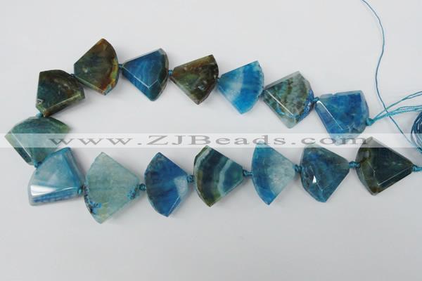 CAG5577 15 inches 22*32mm faceted triangle dragon veins agate beads