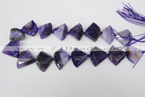 CAG5583 15 inches 20*30mm faceted triangle dragon veins agate beads