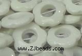 CAG732 15.5 inches 22*22mm flower-shaped white agate beads