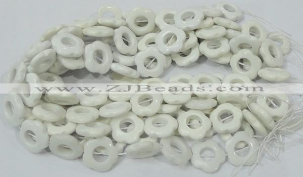 CAG732 15.5 inches 22*22mm flower-shaped white agate beads