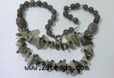 CGN521 23.5 inches chinese crystal & red agate beaded necklaces