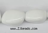 CNG72 15.5 inches 10*16mm - 25*35mm nuggets white agate beads