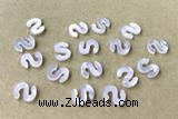Shel33 8*10mm Natural White Shell Alphabet Letter Pendant